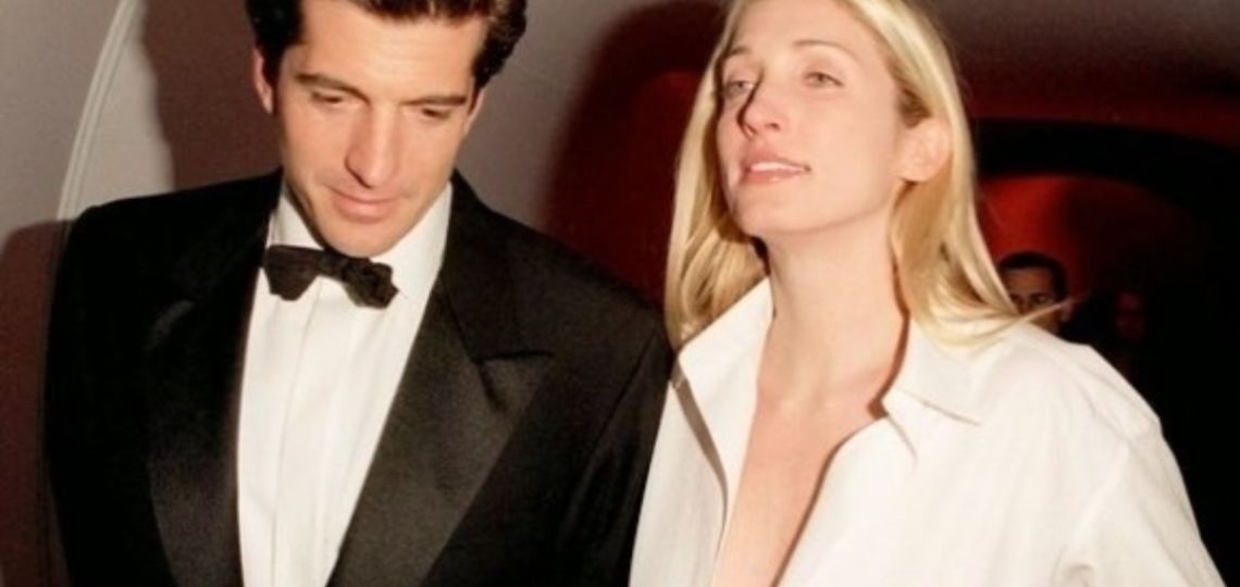Carolyn Bessette-Kennedy: sus clean looks tan vigentes este 2026 como en los 90