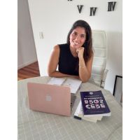 Psicóloga Victoria Cipolla: acompañar a padres para transformar la adolescencia