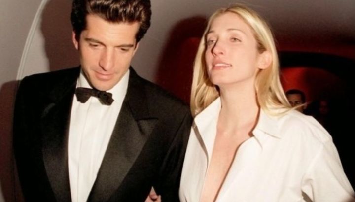 Carolyn Bessette-Kennedy: sus clean looks tan vigentes este 2026 como en los 90