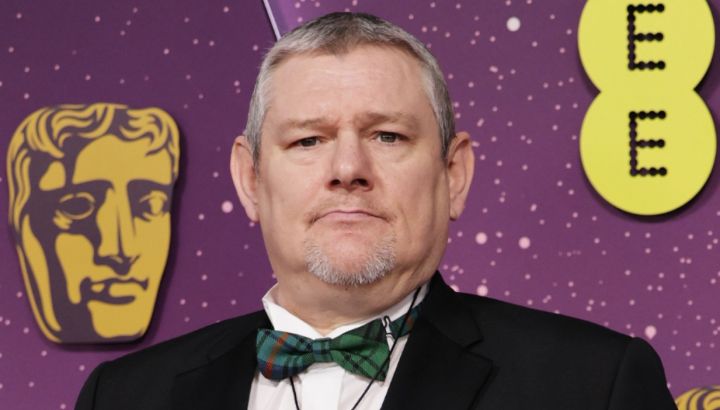 John Davidson afirmó estar "mortificado" tras gritar un insulto racista en los premios BAFTA