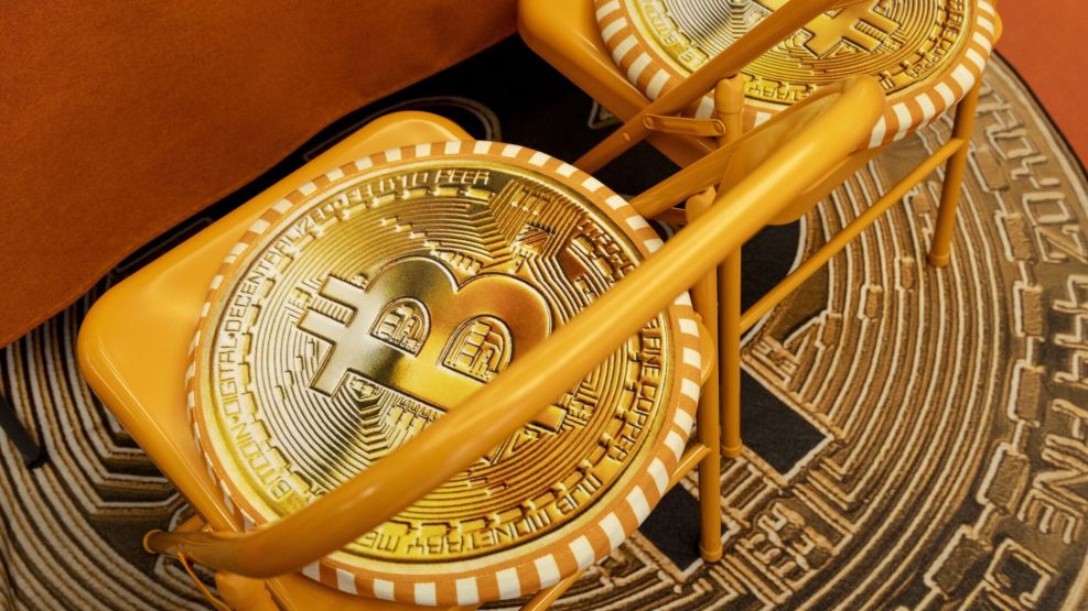 Inside Bithumb Office As Bitcoin Bounces After 50% Retreat From October Peak