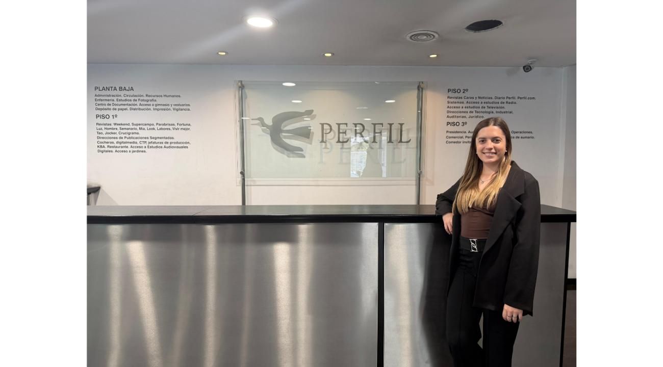 VOZ Y TENSIÓN MUSCULAR: CUANDO EL CUERPO HABLA A TRAVÉS DE LA GARGANTA