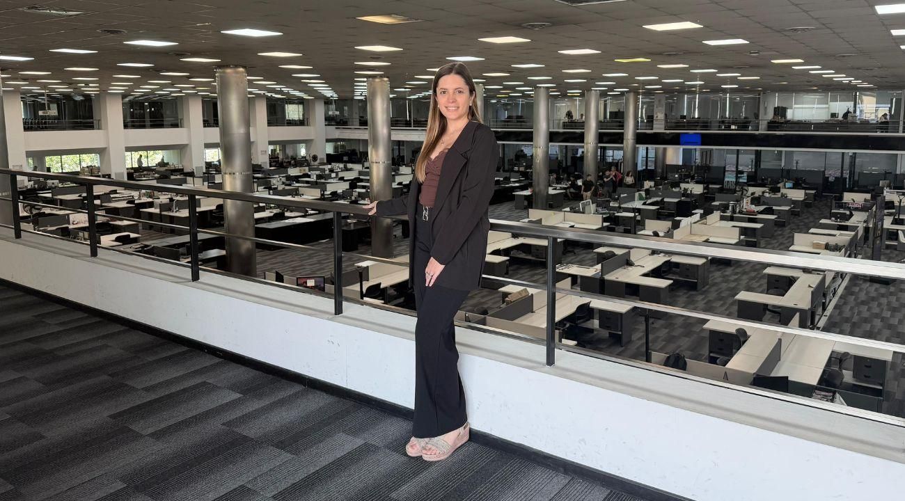 VOZ Y TENSIÓN MUSCULAR: CUANDO EL CUERPO HABLA A TRAVÉS DE LA GARGANTA