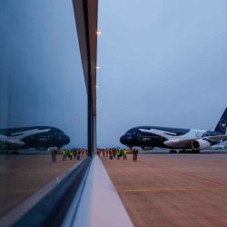 Un Airbus A380 de Lufthansa, repintado para conmemorar el 100º aniversario de la aerolínea, llega al aeropuerto de Múnich. Foto de Michaela STACHE / AFP | Foto:AFP