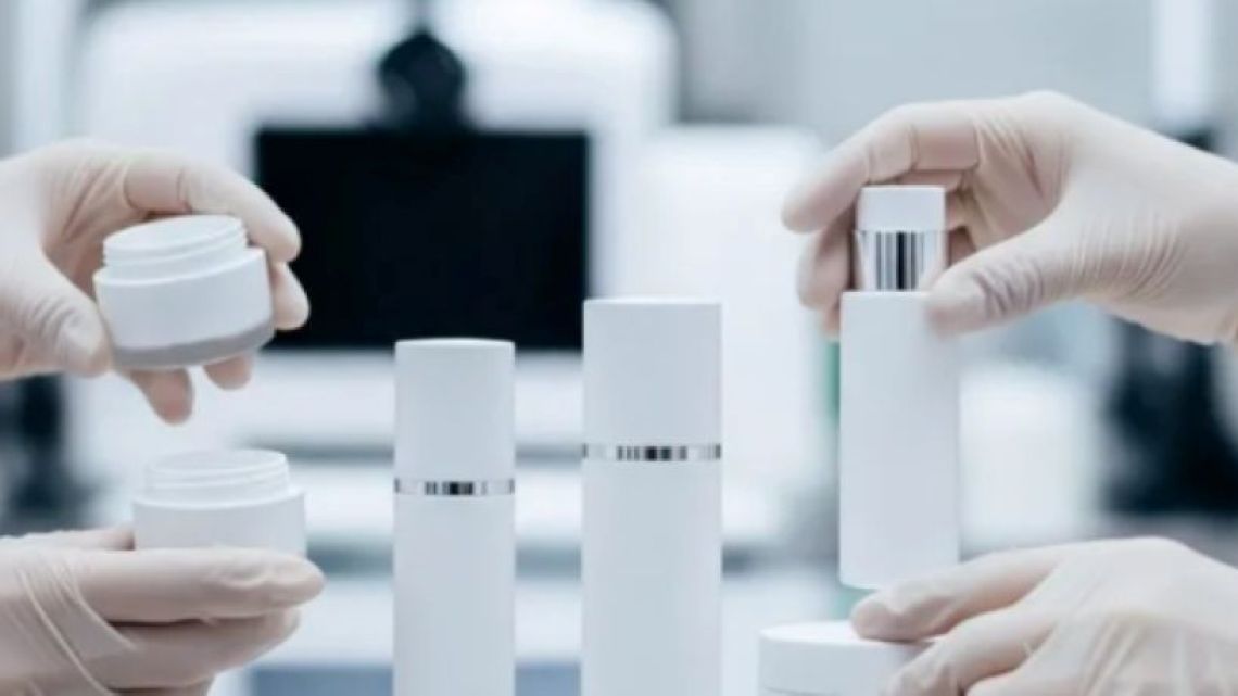 Perfumerías en crisis: «Los grandes siguen creciendo mientras tanto los chicos nos estamos muriendo»