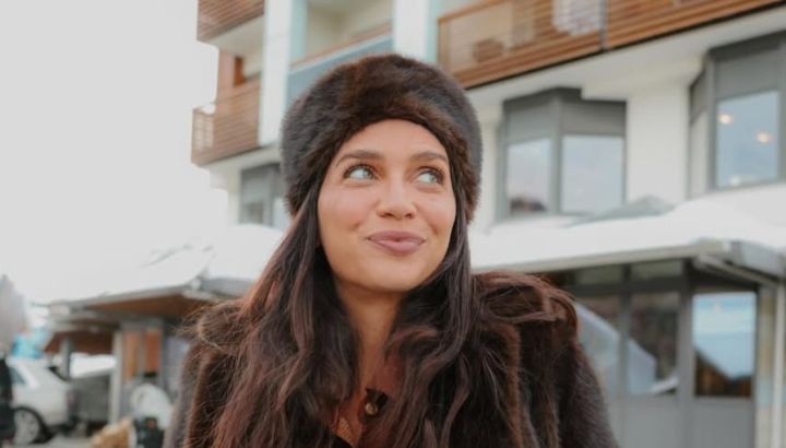 Así se hizo la extraordinaria campera de Zaira Nara a partir de un cuadro artístico