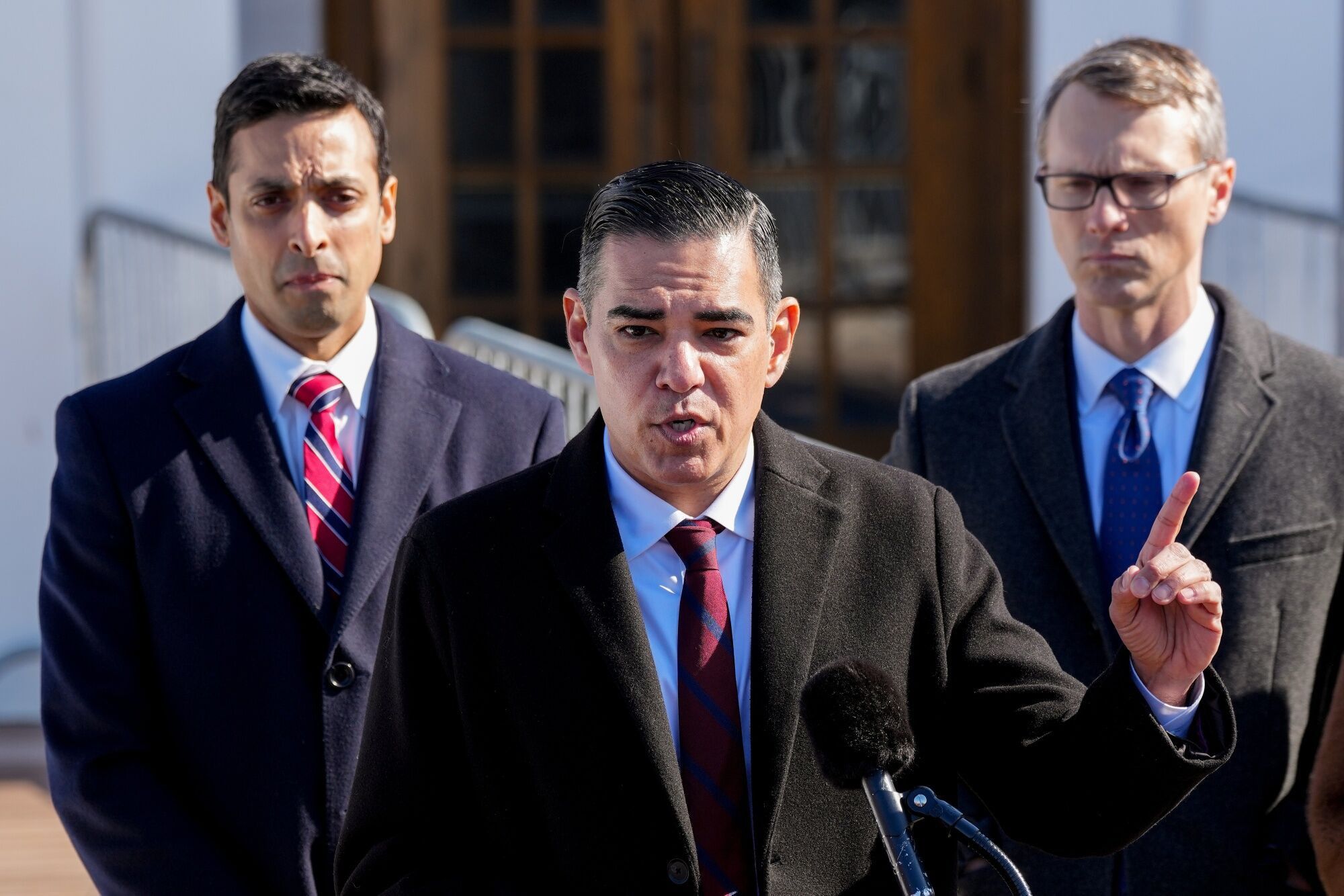 House Panel’s Epstein Probe Turns To The Clintons