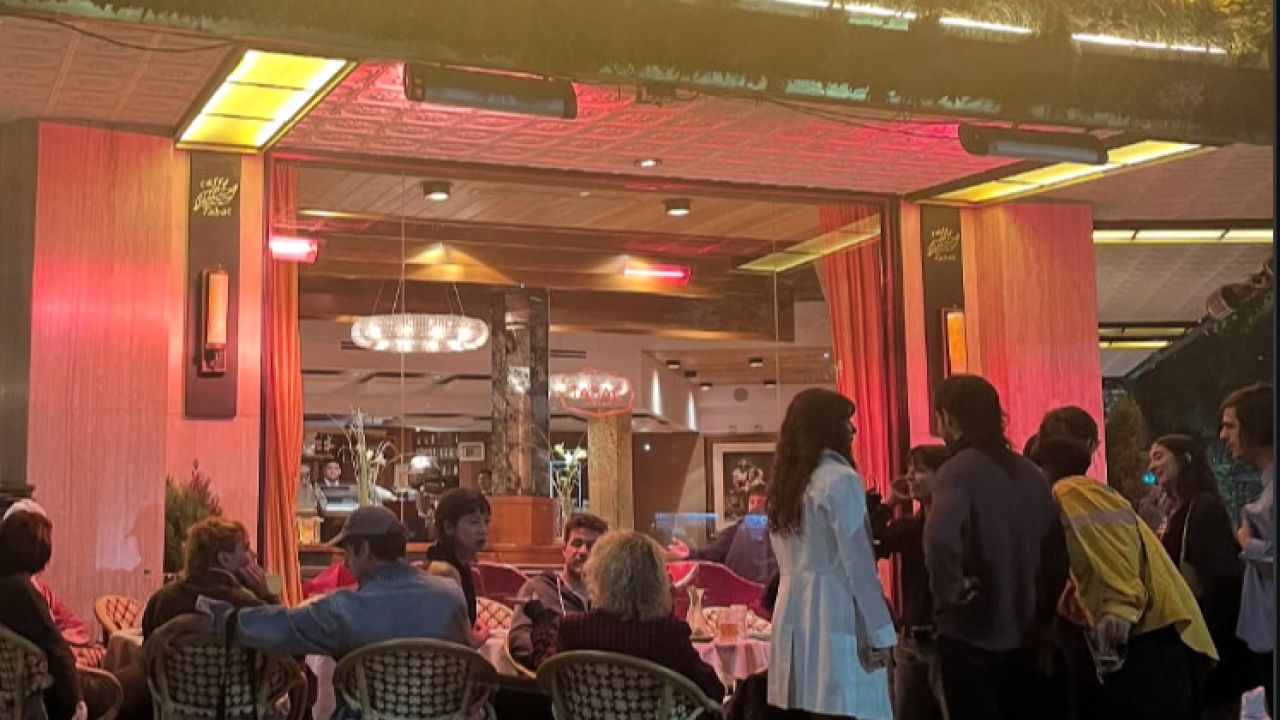 Café Tabac | Foto:CEDOC