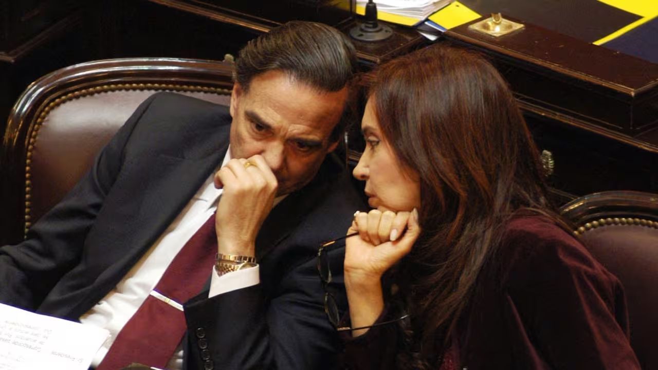 Miguel Pichetto y Cristina Kirchner | Foto:CEDOC