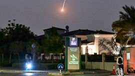 Los misiles iraníes volaron por el cielo de la "palmera" Jumeirah, la isla de lujo donde vivió Maradona en Dubai