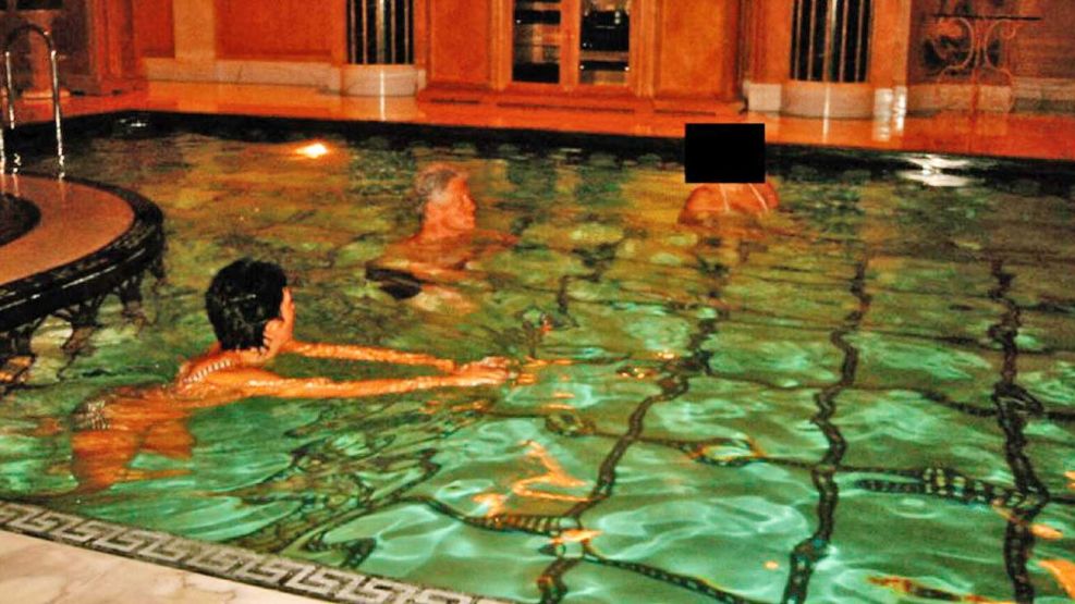 28_02_2026_clinton_ghislaine_maxwell_epstein_archivosepstein_g