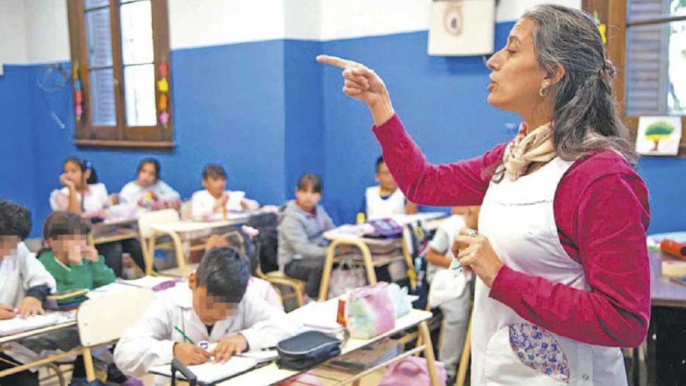 01_03_2026_maestra_aula_cedoc_g