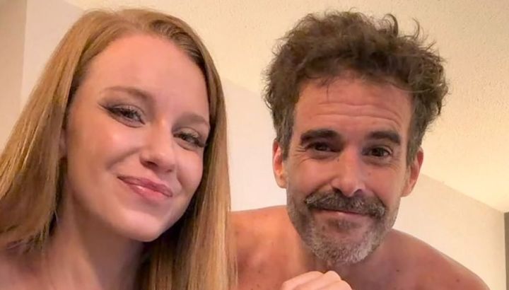 Nicolás Cabré mostró el simulador con el que Rocío Pardo se divierte en su hogar