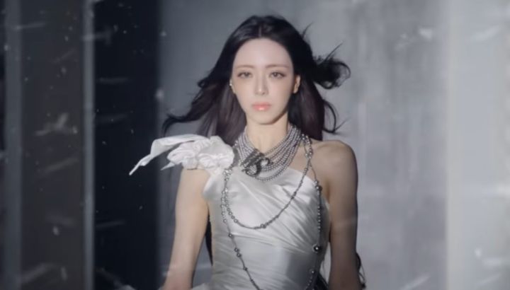 Yuna del grupo de K-Pop ITZY hará su debut en solitario con el EP "Ice Cream"