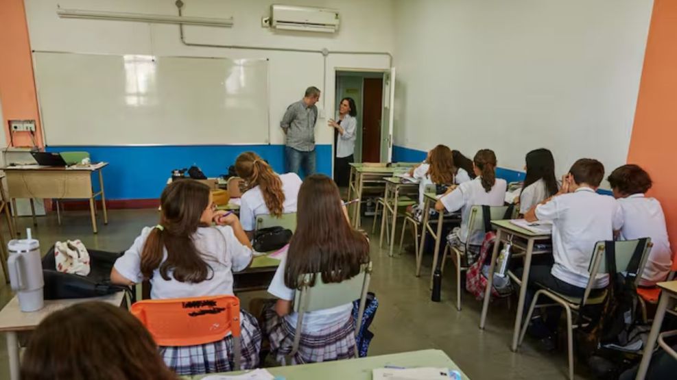 El Gobierno se reunió con los gremios docentes y reiteró que los salarios son responsabilidad de las provincias