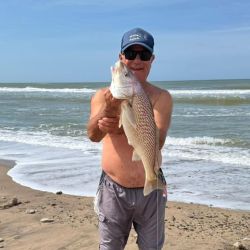 El inicio de marzo dejó en claro que la temporada se acomoda con múltiples opciones a lo largo del país. Con clima favorable y escenarios que comienzan a estabilizarse, el pescador deportivo encuentra hoy un abanico amplio de especies.