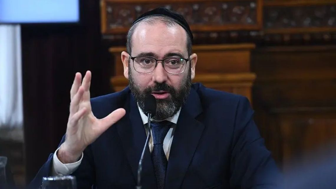 Ambassador to Israel says 200 tourists stranded in Israel as Iran conflict sparks