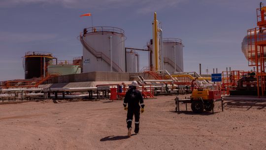Vista Energy oil and gas field in Neuquén