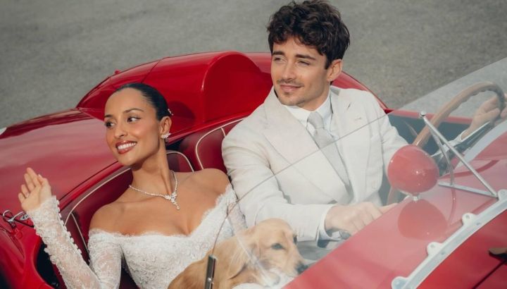 Charles Leclerc y Alexandra Saint Mleux se casaron pero el gran protagonista fue su perro Leo: las fotos de la fiesta
