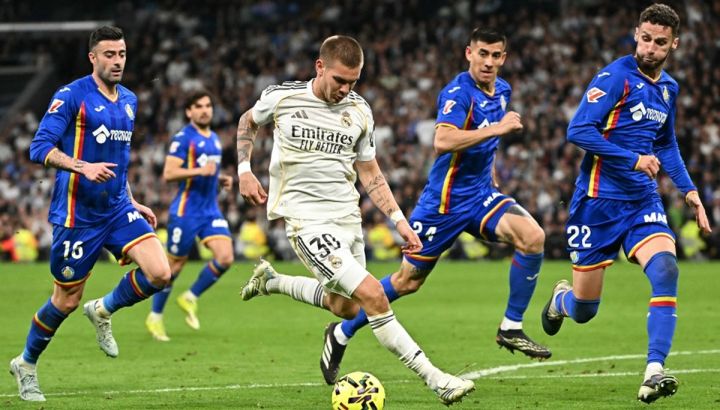 Franco Mastantuono jugando para Real Madrid