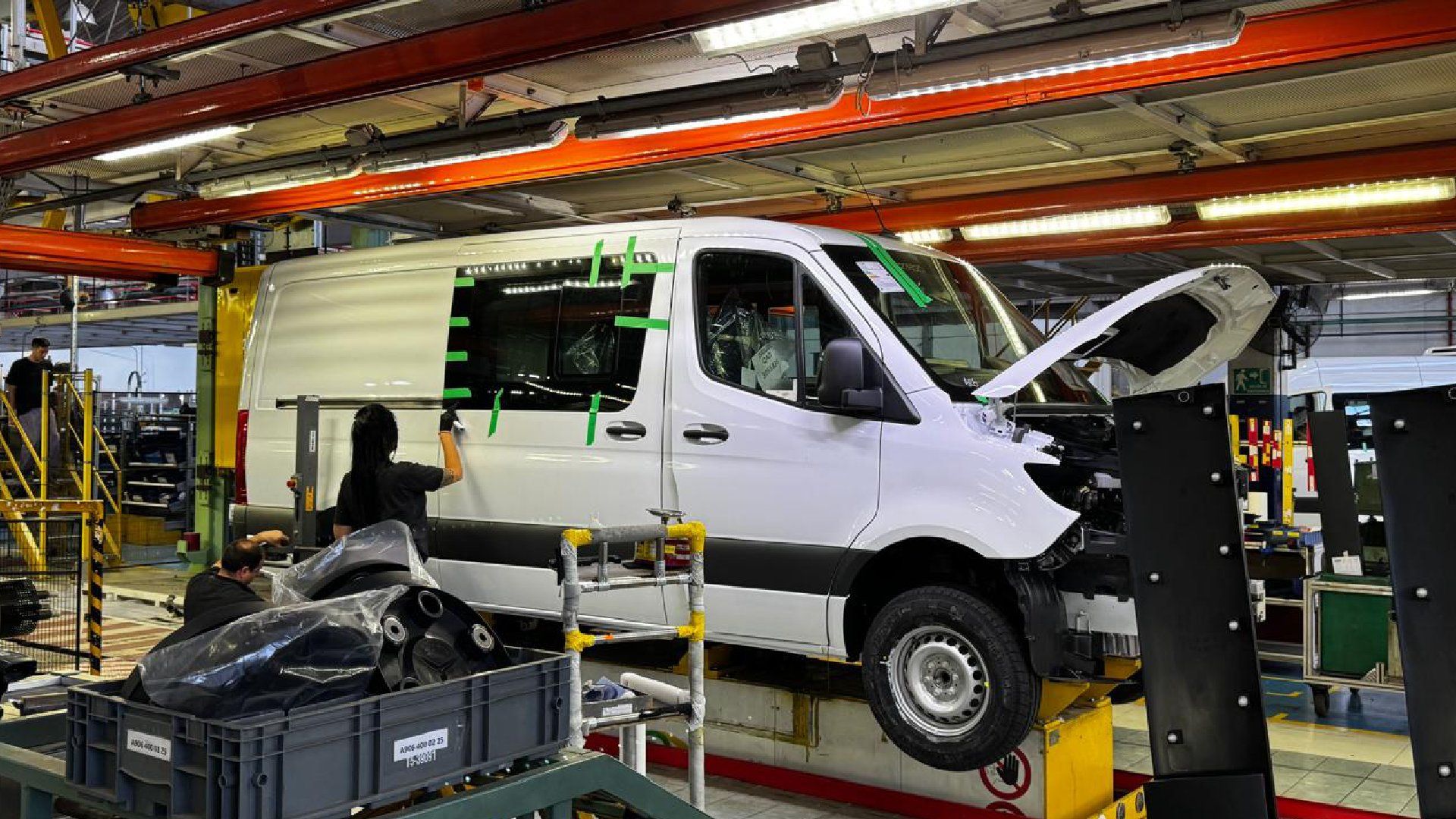 Mercedes-Benz proyecta crecimiento en Argentina: Herrero anticipa nuevos modelos y récord de producción de Sprinter