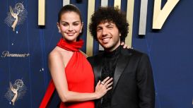 El video de Selena Gomez besando los pies sucios de Benny Blanco que causó revuelo en la red