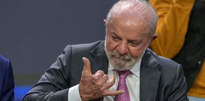 El presidente de Brasil, Luiz Inacio Lula da Silva, durante la Conferencia Nacional del Trabajo en São Paulo, Brasil. Foto de NELSON ALMEIDA / AFP
