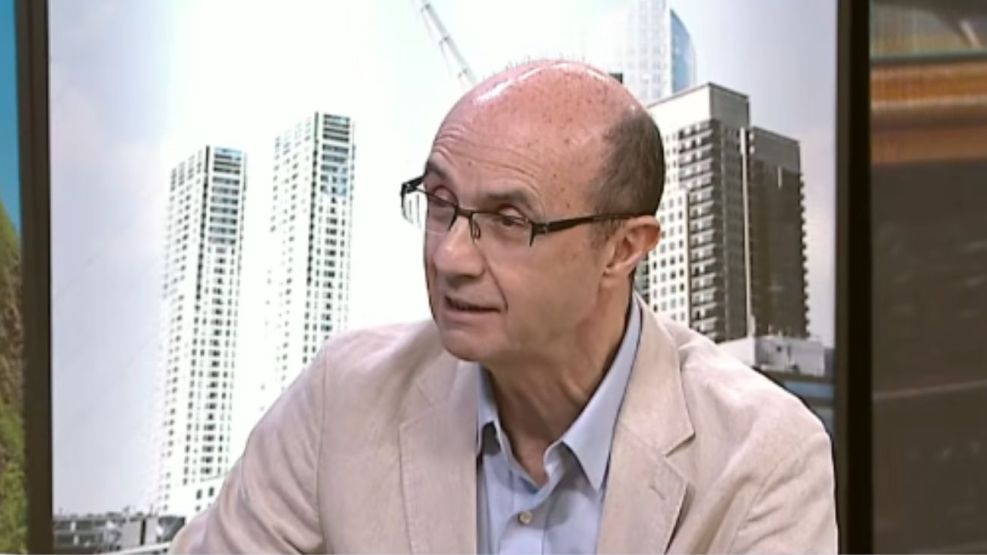 Daniel Lutzky es politólogo, sociólogo y consultor en estrategias de comunicación