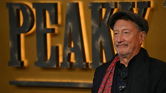 Steven Knight reveló que terminó el rodaje de la primera temporada de “Peaky Blinders: The New Generation”, que se verá en Netflix