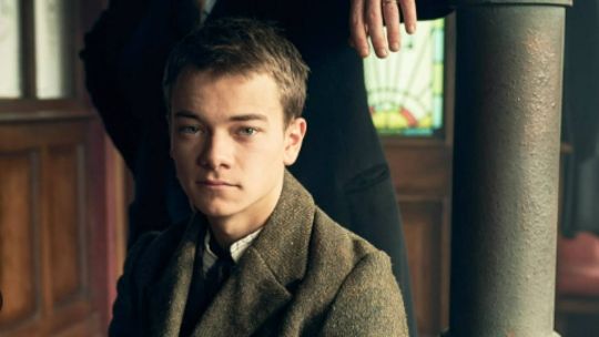 Primer vistazo a la secuela de Peaky Blinders: Charlie Heaton se convierte en el hijo de Tommy Shelby