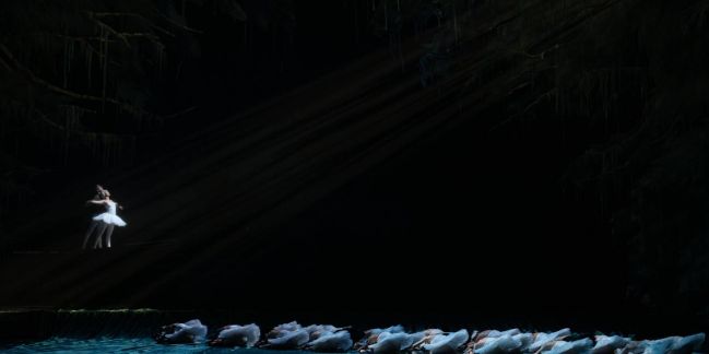 Lago de los cisnes en el Teatro Colón 06032026