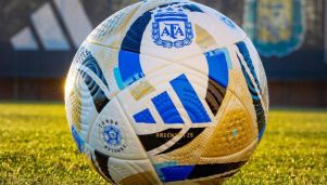 La pelota oficial del Torneo Apertura 2026.