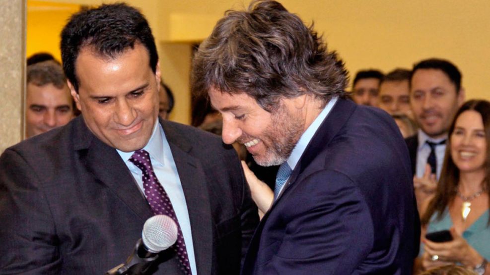 070326_mahiques_lopez_zavaleta_cedoc_g