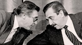 080326_sourrouille_alfonsin_cedoc_g