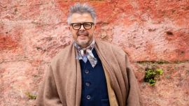 Así fue el cumple de Donato de Santis: en su segunda casa, con participantes de MasterChef Celebrity y una torta especial