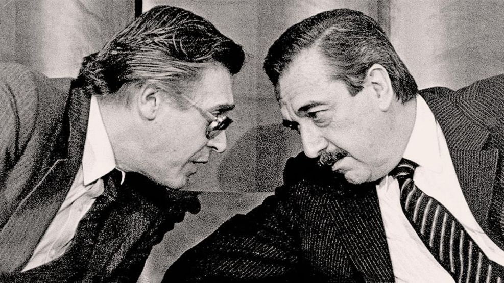 080326_sourrouille_alfonsin_cedoc_g