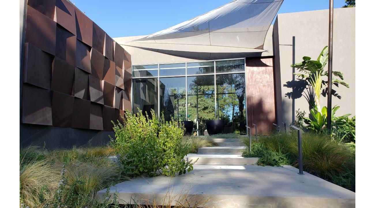 LA DIGNIDAD DEL PASO DEL TIEMPO