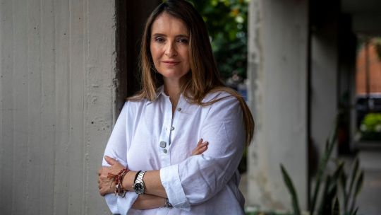 Valencia arrasa en primarias y lidera elecciones presidenciales en Colombia