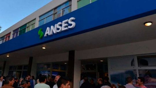 ANSES: quiénes cobran este martes 28 de abril de 2026