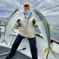 Limones en la costa de Mar del Plata.