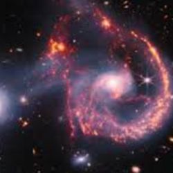 La galaxia NGC 5134 se encuentra en la constelación de Virgo.