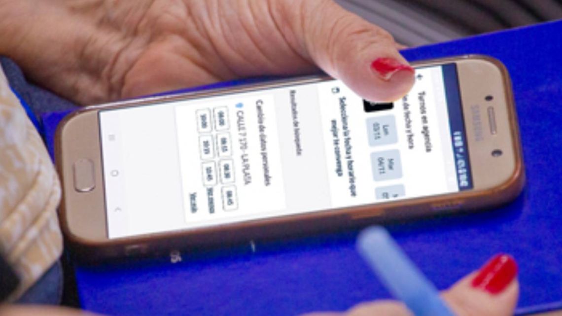 Alerta por perfiles falsos: cómo verificar las cuentas oficiales de PAMI y proteger tus datos