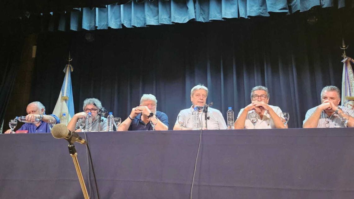 Fortalecimiento del polo sindical en Argentina ante la reforma laboral de Milei