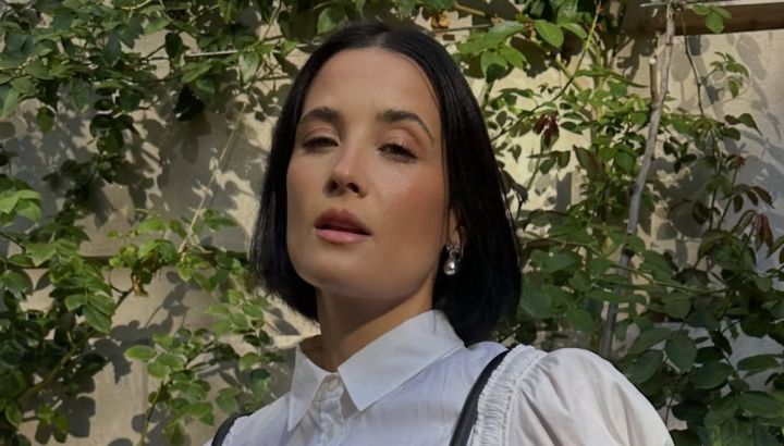 Adiós a los sillones de pana: Flor Torrente se suma a la tendencia deco que vuelve con fuerza en 2026