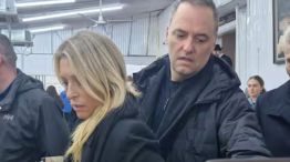 Adorni y su esposa en New York