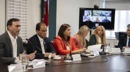 El ministro Julián López en la Unicameral