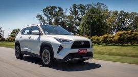 Probamos el Toyota Yaris Cross híbrido: Creer o reventar