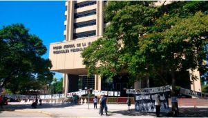 Condena a represores