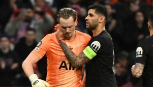 Antonin Kinsky y Cuti Romero en Champions League