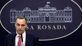 Adorni deslizó que el video del viaje a Punta del Este pudo haber salido desde "adentro" del Gobierno